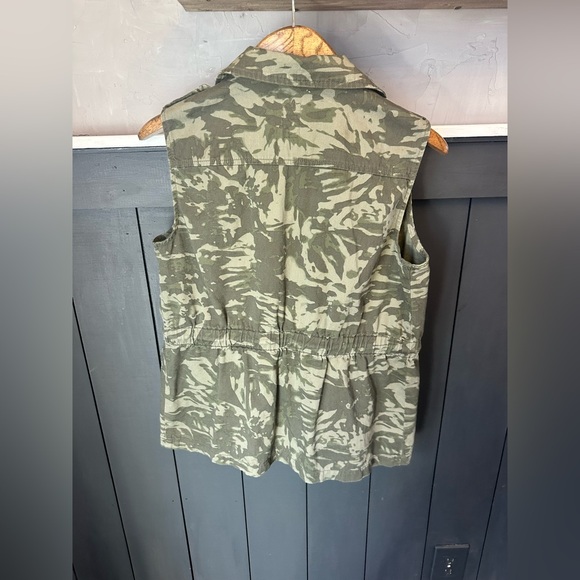 Decree Green Army Camo Utility Vest size L - Picture 2 of 13